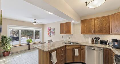 Total Tranquility in a country setting. Pet friendly