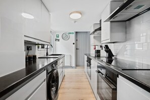 House | 6 bedrooms - The Reading Hub in Berkshire (Reading)