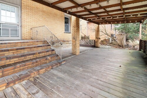 Spacious 2BR Apt • Free Parking • Baden