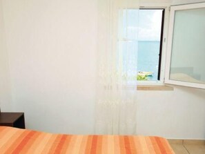 Internet - mit Blick auf das Wasser by Interhome (Korčula)