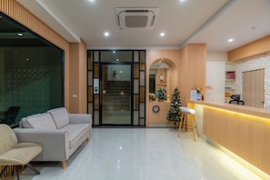 Lobby - Vera Residecnes (Mae Sai)