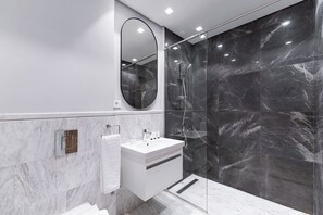 Room - Brassbell Sheikh Zayed Aeon Towers (Kirdasah)