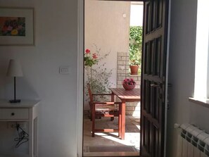 Dining - Wohnung mit Garten in der Nähe des Zentrums by Interhome (Pula)