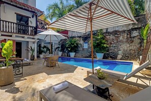 Ảnh chưa phân loại, 4 trong số 42 ảnh, nút