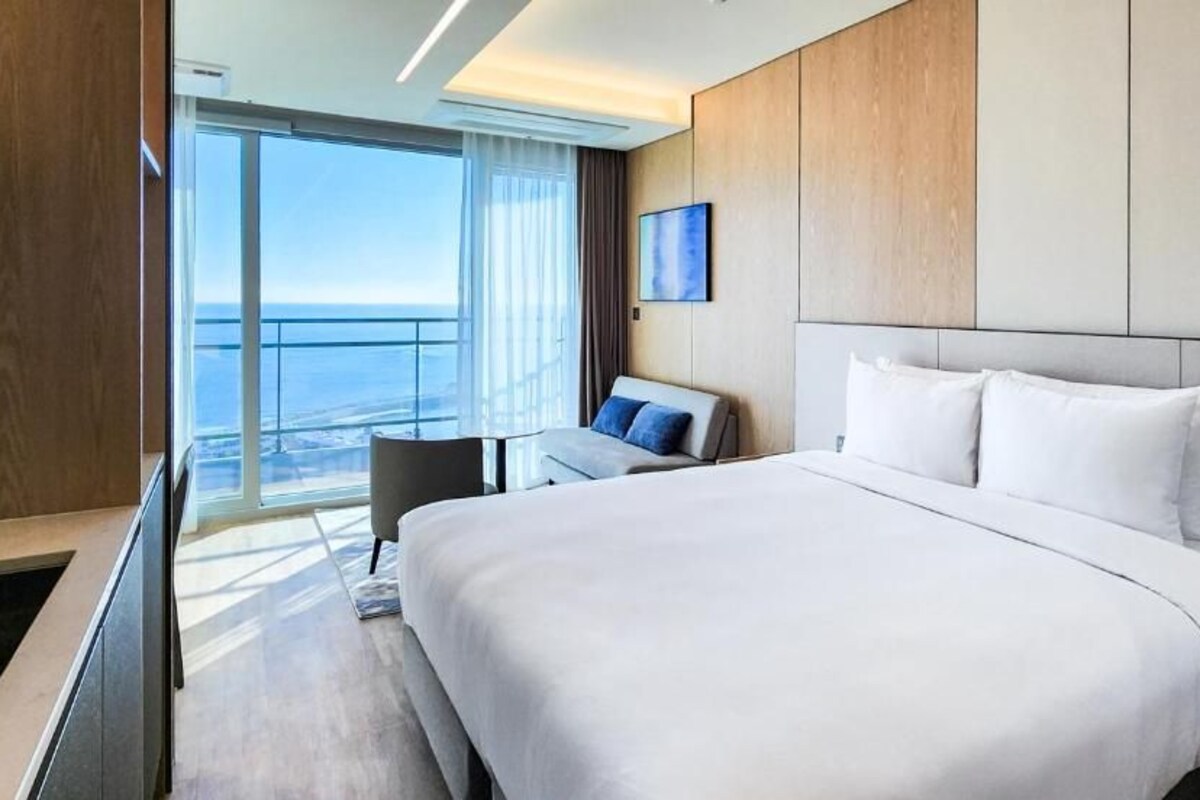 Standard King Ocean View