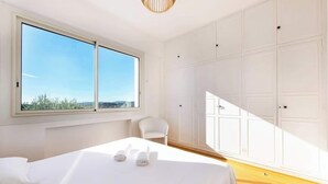 Ảnh chưa phân loại, 3 trong số 30 ảnh, nút