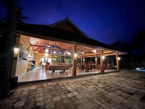 Restaurant - Abwonderdive Beach Resort Bali (Kubu)