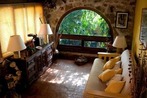 Habitación Confort, vistas al lago | Zona de estar