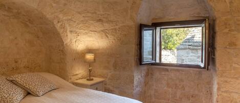 2 soverom, strykejern/-brett, reiseseng for barn og wi-fi (inkludert)