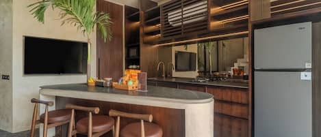 Superior Villa, 1 Bedroom, Private Pool, Pool View | Private kitchen