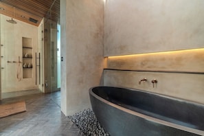 Superior Villa, 1 Bedroom, Private Pool, Pool View | Bathroom - Sirocco Villas Pererenan (Canggu)