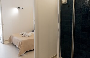 1 bedroom, iron/ironing board, travel cot, free WiFi - Sky D'Alcamo Ruby (Alcamo)