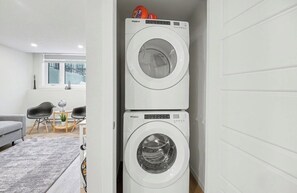 Interior - Cozy Luxury brand new 1 Bedroom Townhome in a quiet neighborhood near to airport (Calgary)