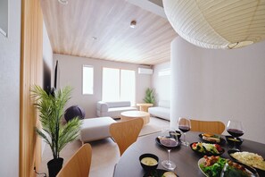 Oklassificerad bild, 3 av 115, knapp