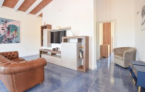 Smart TV - Beautiful apartment in Laureana Cilento with WiFi (Laureana Cilento)