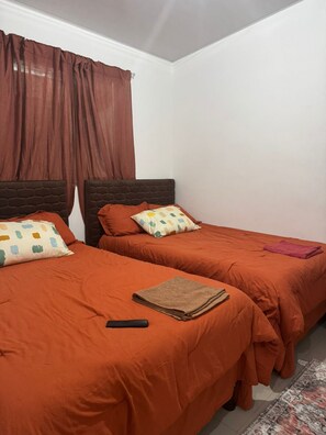 Room - Terrific 2-bedroom house with AC in charming Nueva San Miguel (San Miguel)