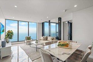 Interior - The Panorama - NEW Beachfront 2BR Corner Ocean View with Parking, Pool and GYM (Surfers Paradise)