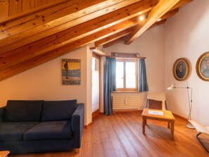 TV - Chesa Auricula by Interhome (Fex / Fextal (Sils im Engadin)