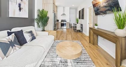Peaceful Zen Flat | 2BR Oasis with Free Parking