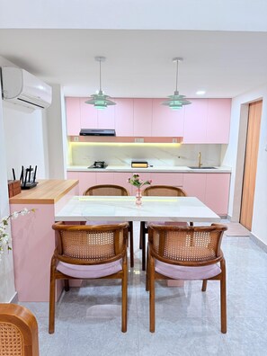 未分类图片，第 4 张，共 16 张，按钮