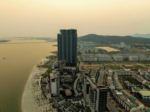 Aerial view - Anstay Marina Hotel Ha Long (Ha Long)