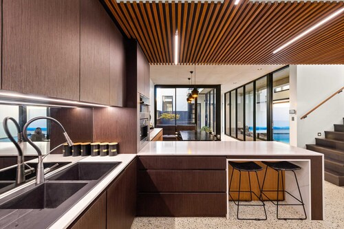 9 Architectural Luxe 4BR Skyhome Pool & Ocean View