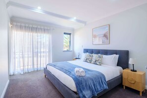 4 Schlafzimmer, Bügeleisen/Bügelbrett, WLAN, Bettwäsche