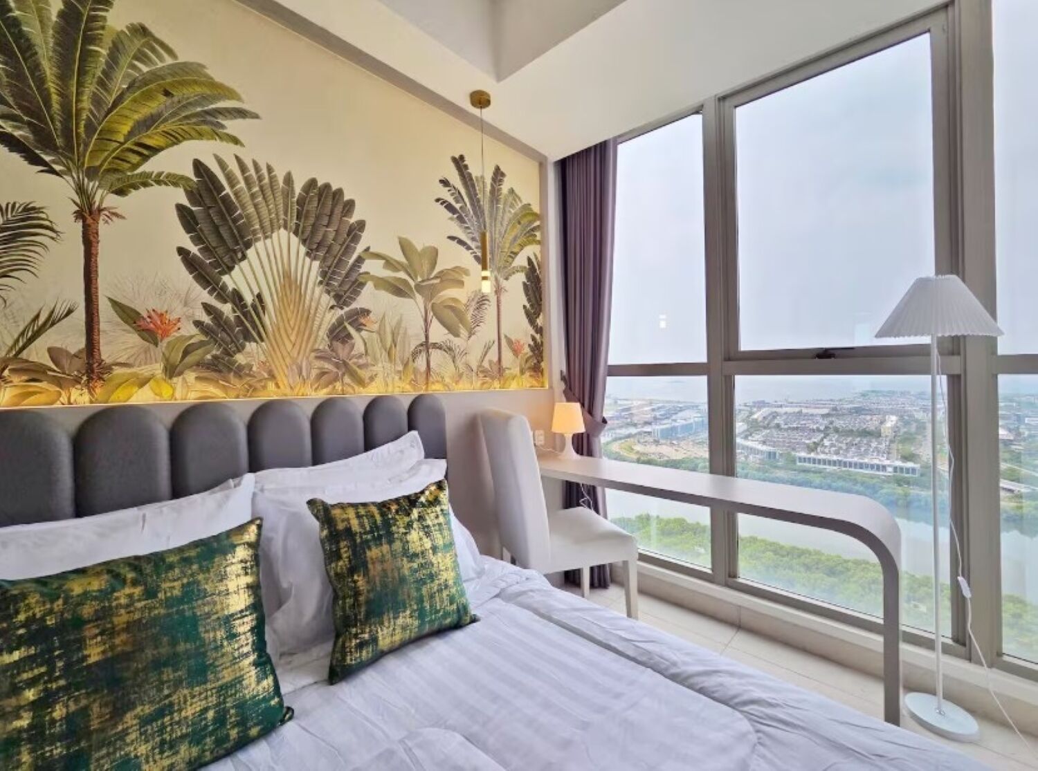 Apartamento, 3 quartos, vista para a cidade | Ferros/tábuas de passar roupa, Wi-Fi de cortesia