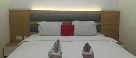 Deluxe Suite | Desk, free WiFi, bed sheets