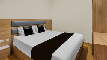 Deluxe Suite | Desk, free WiFi, bed sheets