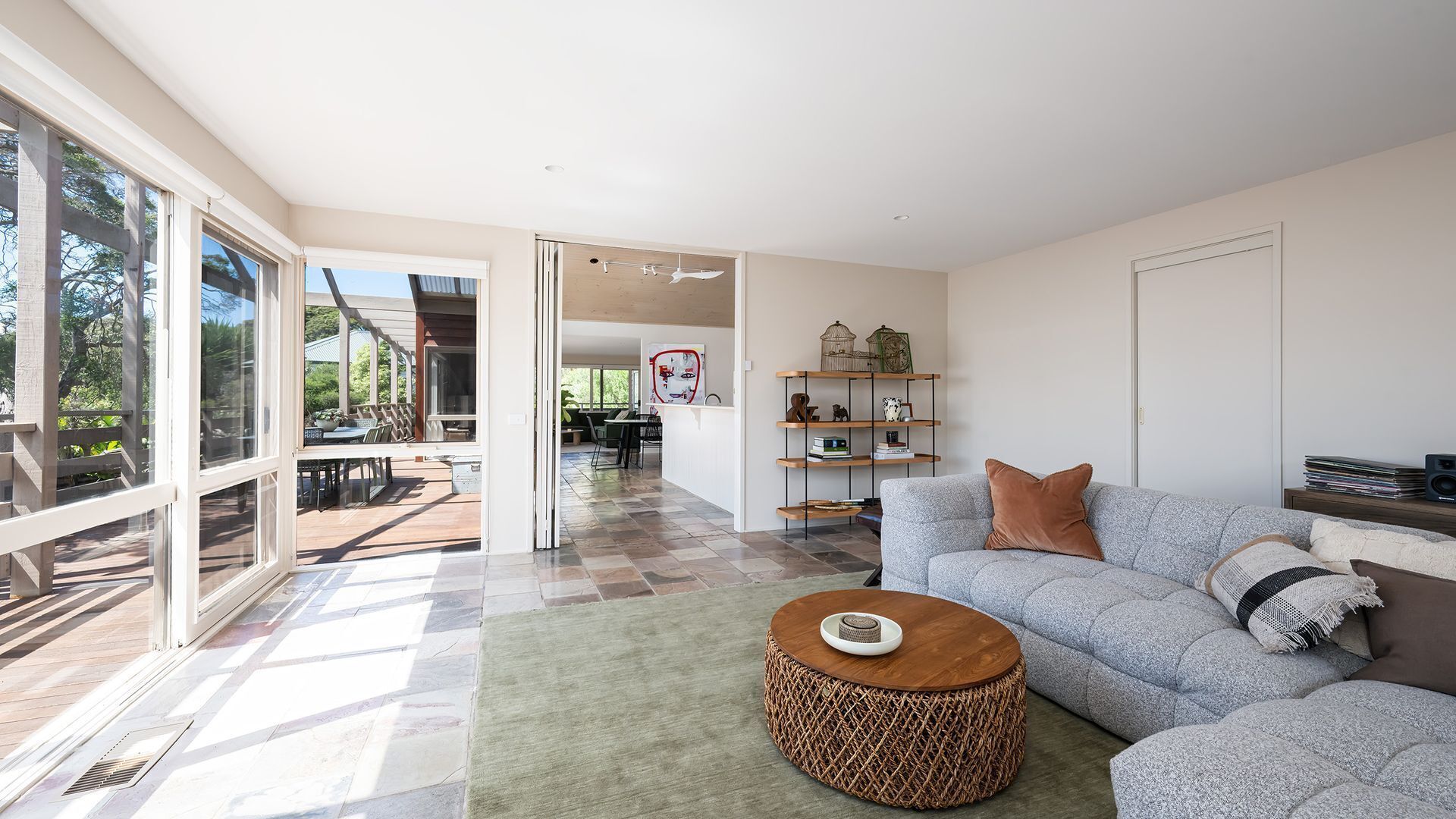 TV connectée, cheminée