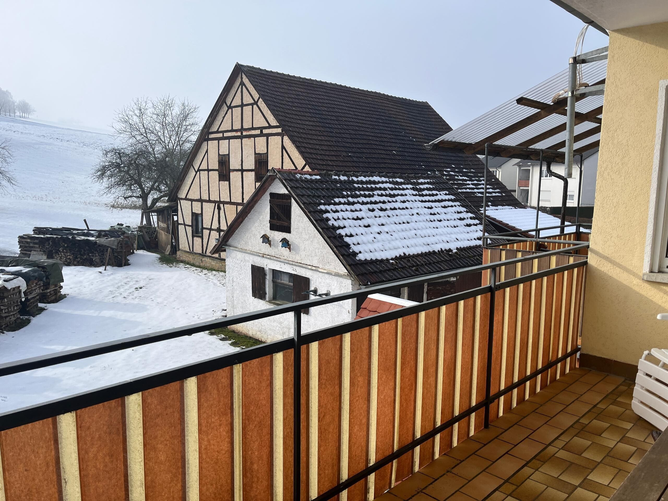 Freundliche Ferienwohnung mit Balkon-2 Balkone
