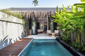 Outdoor pool - The Clifton Villas Canggu (Canggu)
