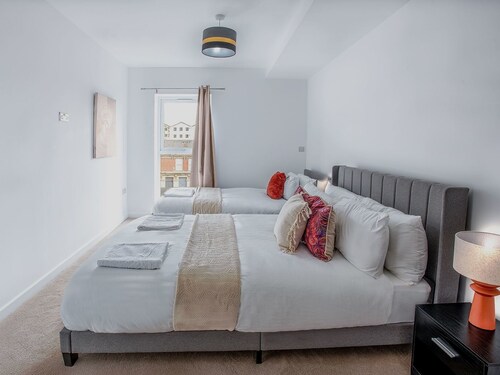 1-Schlafzimmer-Wohnung in der Cannon Street - Brandneu by Interhome