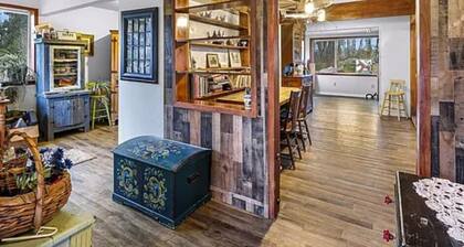 Peaceful 1-bedroom farmhouse in delightful Everson perfect for relaxing