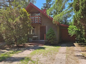 Exterior - Freistehendes Haus mit eingezäuntem Grundstück an einer Lagune by Interhome (Smardzewice k Opoczna)