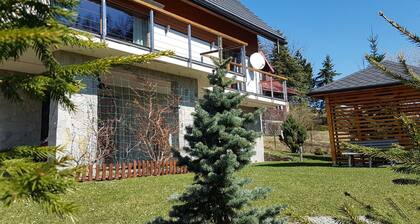 in den Bergen, Villa mit Panoramaterrasse by Interhome