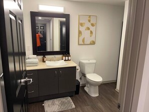 Unclassified image, 3 of 11, button - Spacious & Stylish 2BR on Vine | Pool, Gym & Free Parking (Beverly Hills)