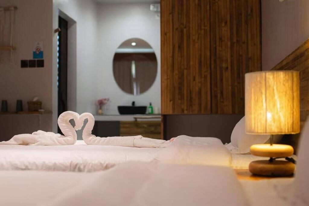 Habitación con 1 cama matrimonial o 2 individuales, vista al jardín | Spa | Masajes 