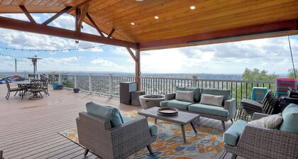 Home in the Sky! Relax in 4br/2ba Home with Amazing Panoramic SD views.
