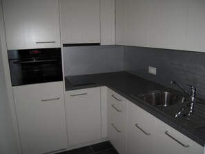 Fridge, dishwasher, cookware/dishes/utensils - Appartement Alpenblick / G6 by Interhome (Weggis)