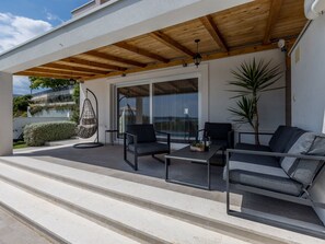 Terrace/patio - Villa Meerjungfrau by Interhome (Kaštel Kambelovac)