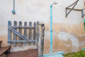 Property grounds - CALDENTEY - Beautiful village house with private pool and free WiFi (Ariany)