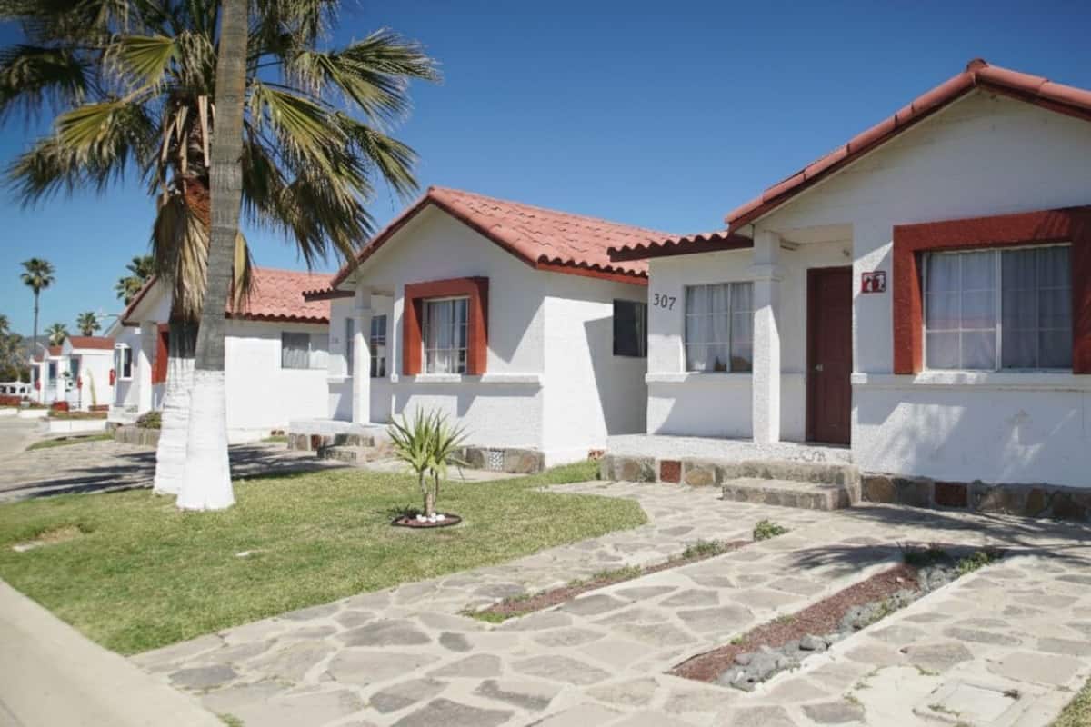 Traditional Villa, Patio, Mountain View | Exterior