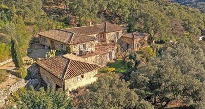 Villa 8 rooms 10/12 persons - Private swimming pool - Air conditioning - Wifi - Quiet environment -...