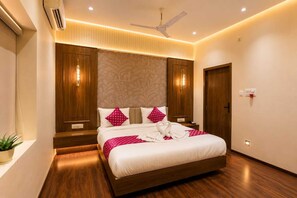 Unclassified image, 4 of 65, button - Lotus Feet Inn (Varanasi)