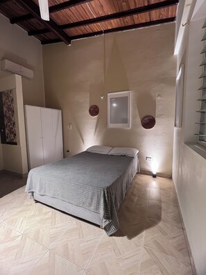 Uklassifisert bilde, 2 av 7, knapp