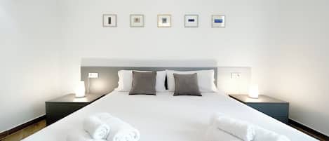 2 bedrooms, WiFi, bed sheets