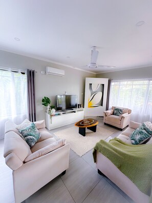 Unclassified image, 4 of 43, button - Marama Palms (Nadi)