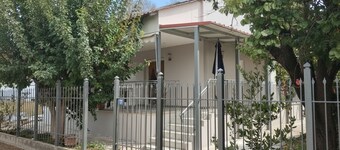 Valeria’s Villa: Exclusive Retreat with Musical Instruments Near Idyllic Beaches